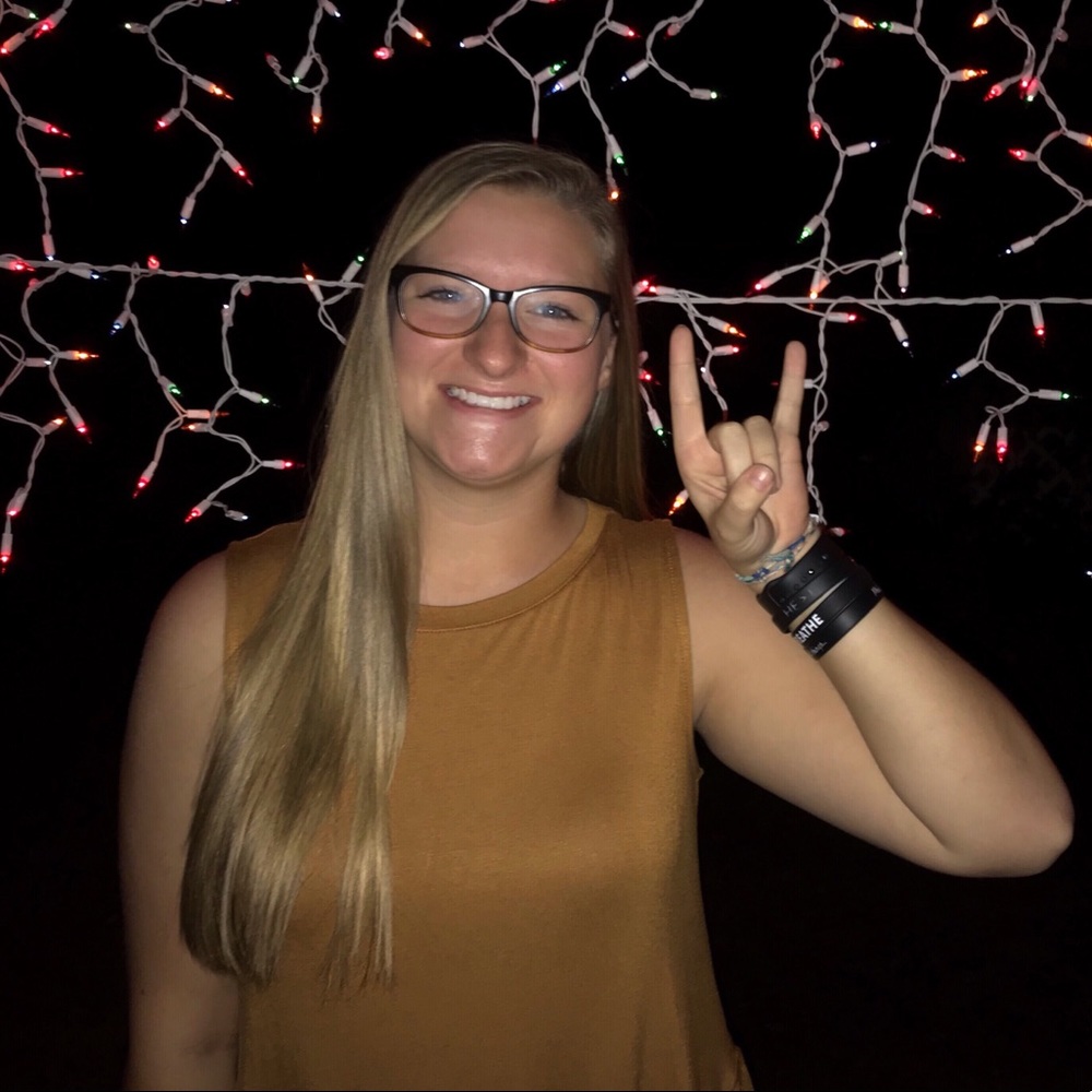 Meet your Posher, Riley